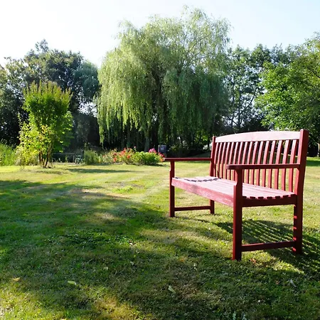 A La Fermette De Limesle 住宿加早餐酒店