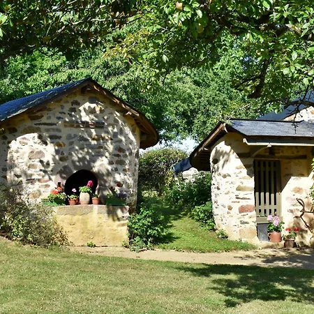 A La Fermette De Limesle 住宿加早餐酒店 3*