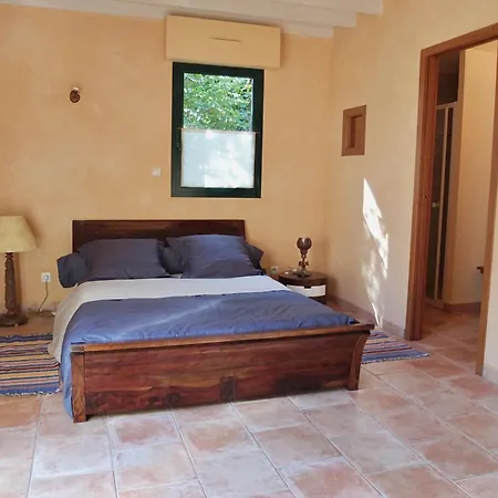 A La Fermette De Limesle 住宿加早餐酒店