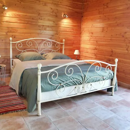 A La Fermette De Limesle 住宿加早餐酒店