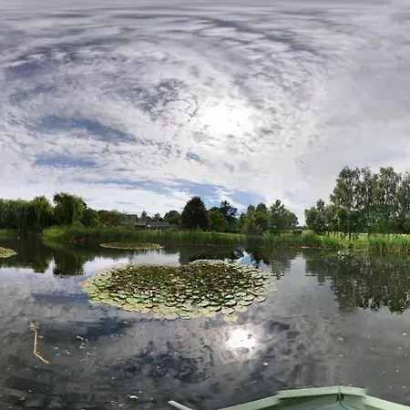 A La Fermette De Limesle