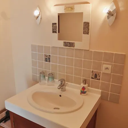 B&B A La Fermette De Limesle 3*