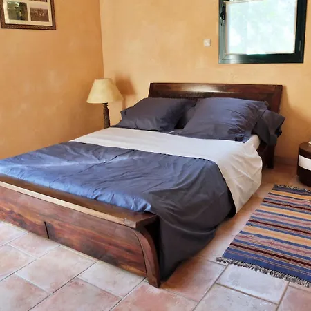 A La Fermette De Limesle 住宿加早餐酒店