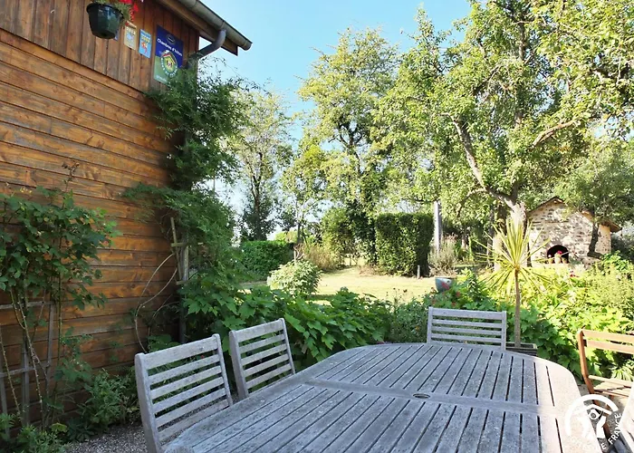 A La Fermette De Limesle