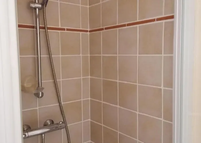 Alojamento de Acomodação e Pequeno-almoço A La Fermette De Limesle